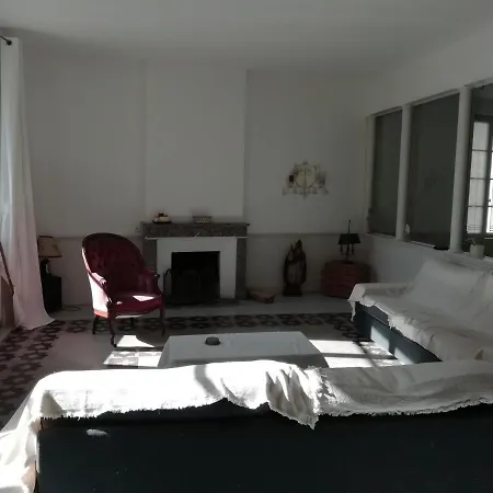 Bed & Breakfast Les Colonnades 3*